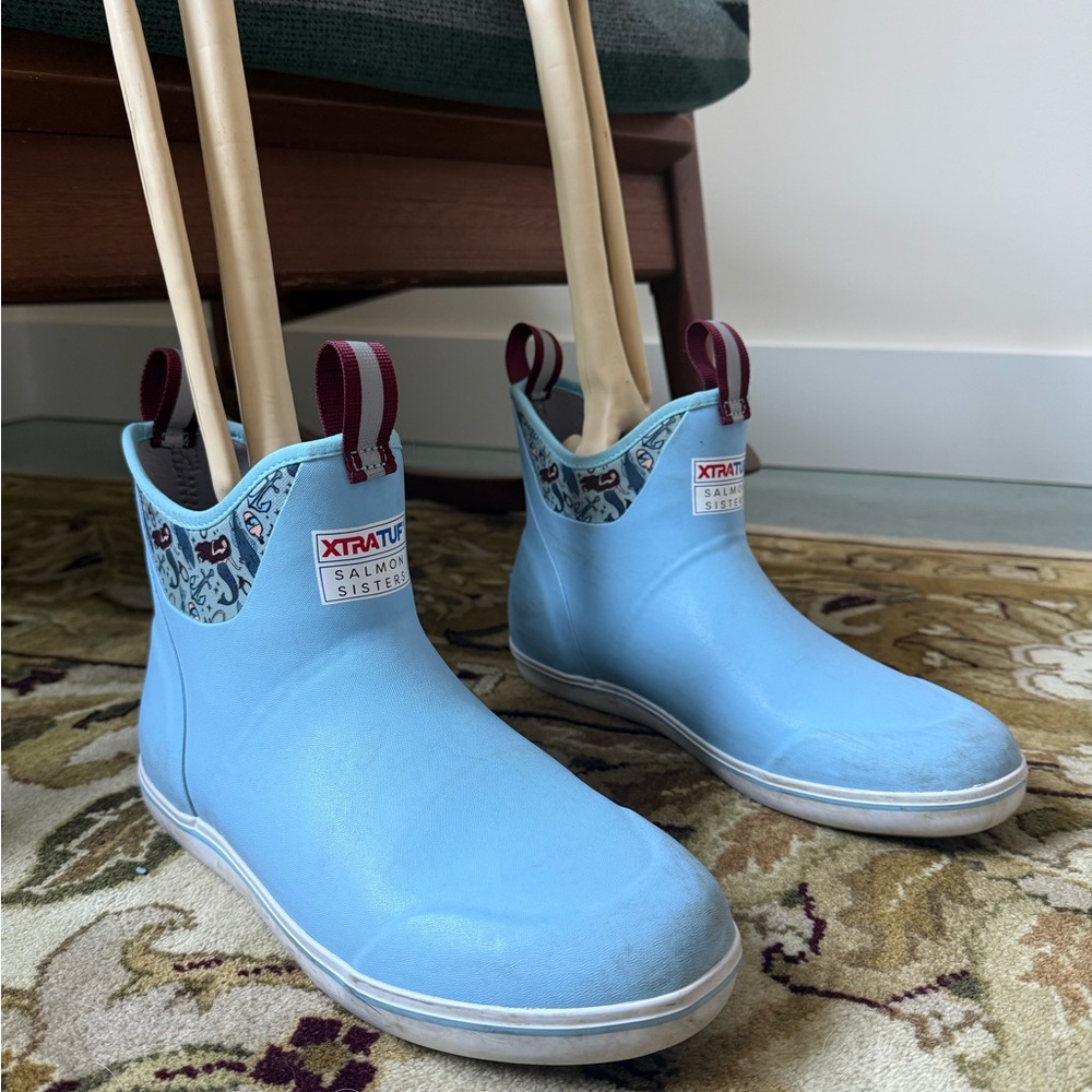 XTRATUF Women's Blue Rain Boots Salmon Sisters Mermaids 🧜‍♀️